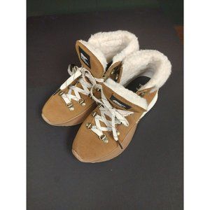 Sorel Women's Out 'N About III Conquest Boot - Camel Size 7